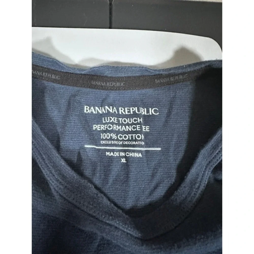 Banana Republic Luxe Touch Performance Tee Mens XL Navy Blue Cotton T-Shirt